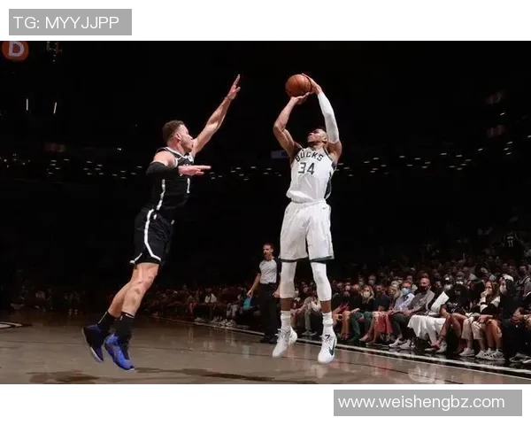 字母哥选择观望雄鹿夺冠机会拒绝提前续约决策分析